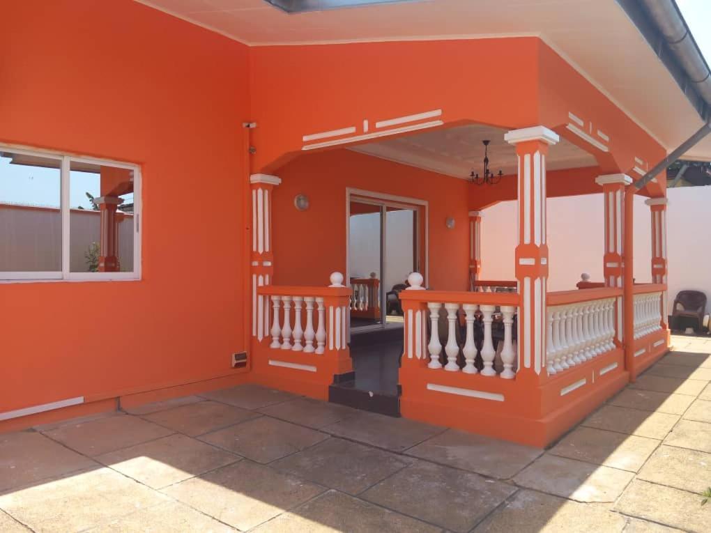 Octave'S Apt Pointe Noire Exterior photo