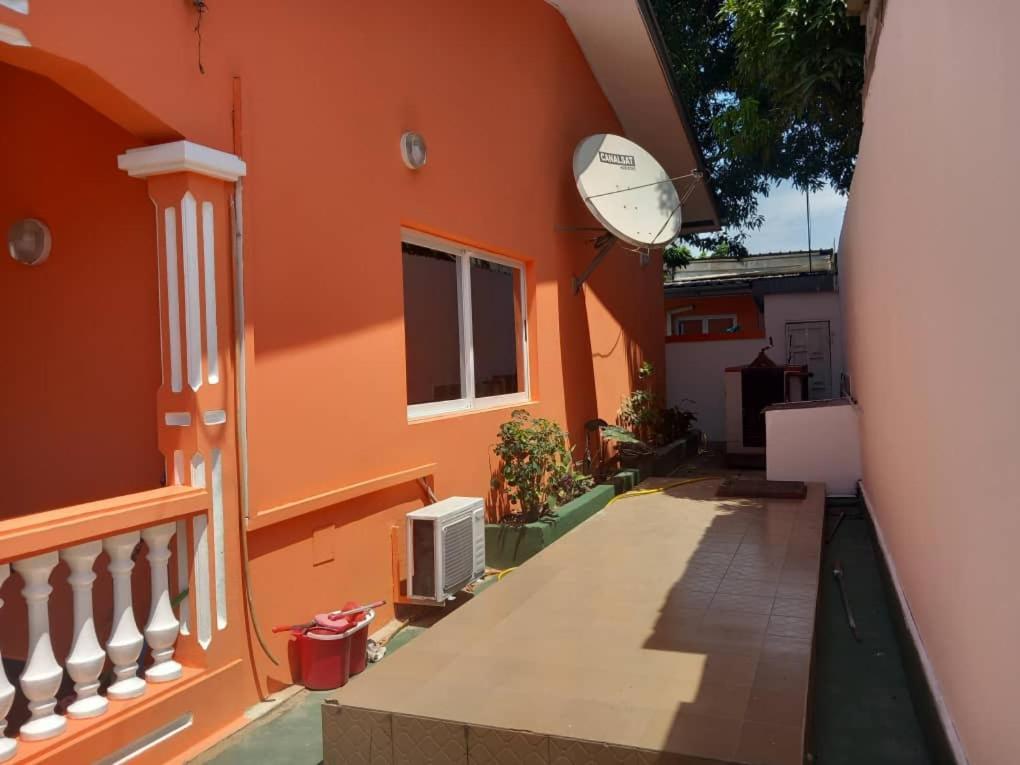 Octave'S Apt Pointe Noire Exterior photo